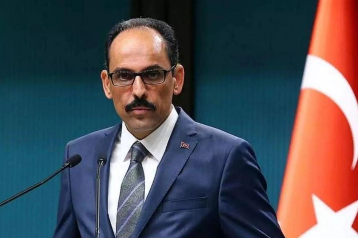 İbrahim Kalından Fransız nəşrinin qalmaqallı paylaşımına sərt reaksiya: “28 mayda cavabınız veriləcək”- FOTO